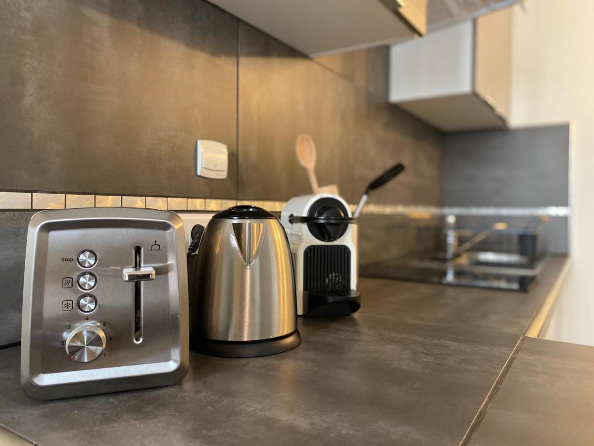 Exceptionnel ! Superbe Appartement Refait A Neuf En Rez-De-Chaussee Avec Parking Prive 卡斯特尔 外观 照片